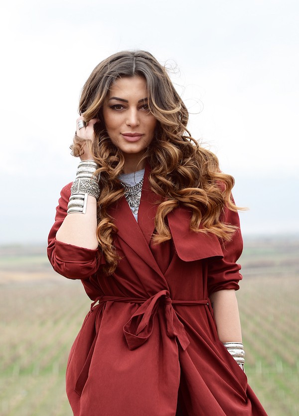 Armenia S Iveta Mukuchyan Looks Stunning In Eurovision 2016 Postcard Photos And Video Wiwibloggs