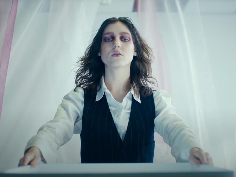 Is Birdy the U.K.'s Eurovision 2023 singer with "Raincatchers