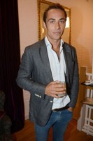 JamesMiddleton05_GQ_09Aug12_rex_b_262x393