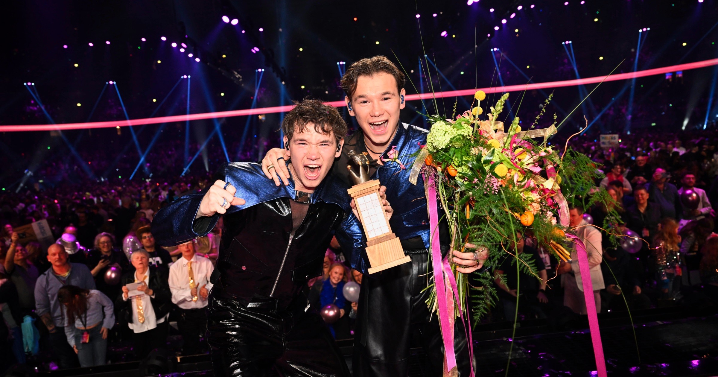  Foto zu Sweden: Marcus & Martinus win Melodifestivalen 2024 with "Unforgettable 